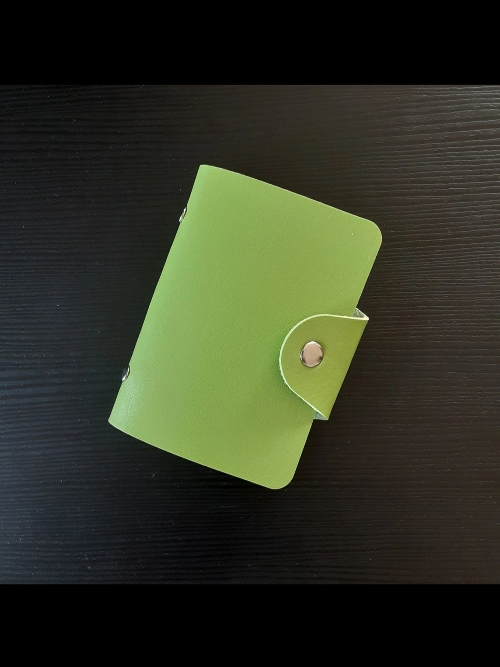 Green Snap Closure 6 Pockets Card Holder